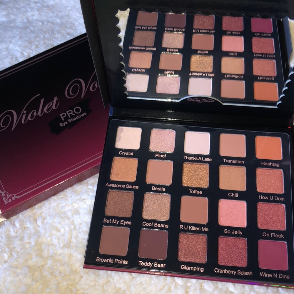 Violet Voss PRO eye shadows